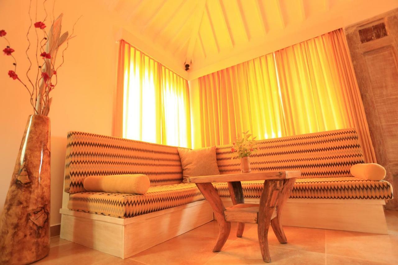 The Kayu Manis Villa Lovina Exterior foto